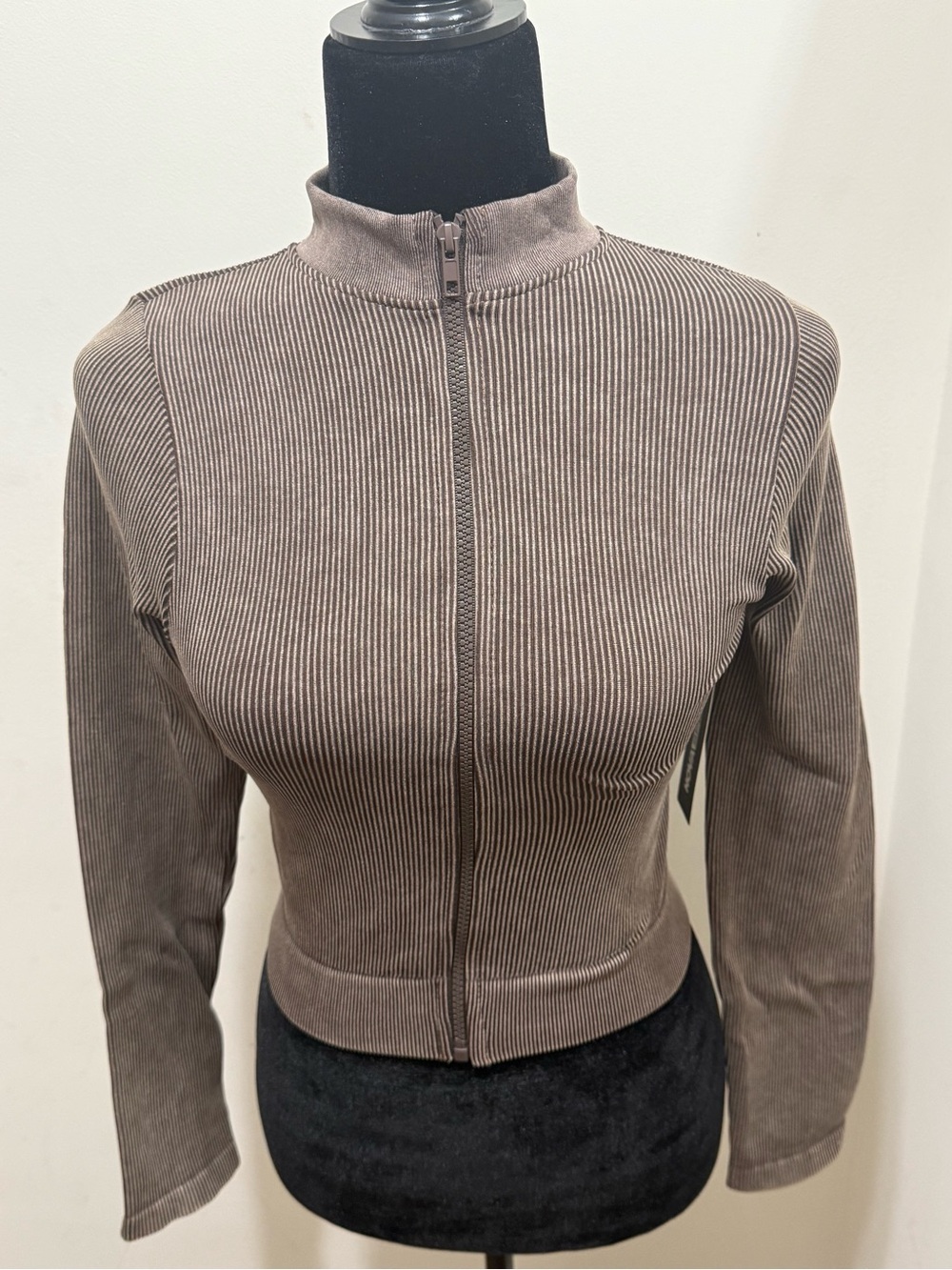 Fashion Nova Brown Ribbed Zip-Front Mock Neck Top